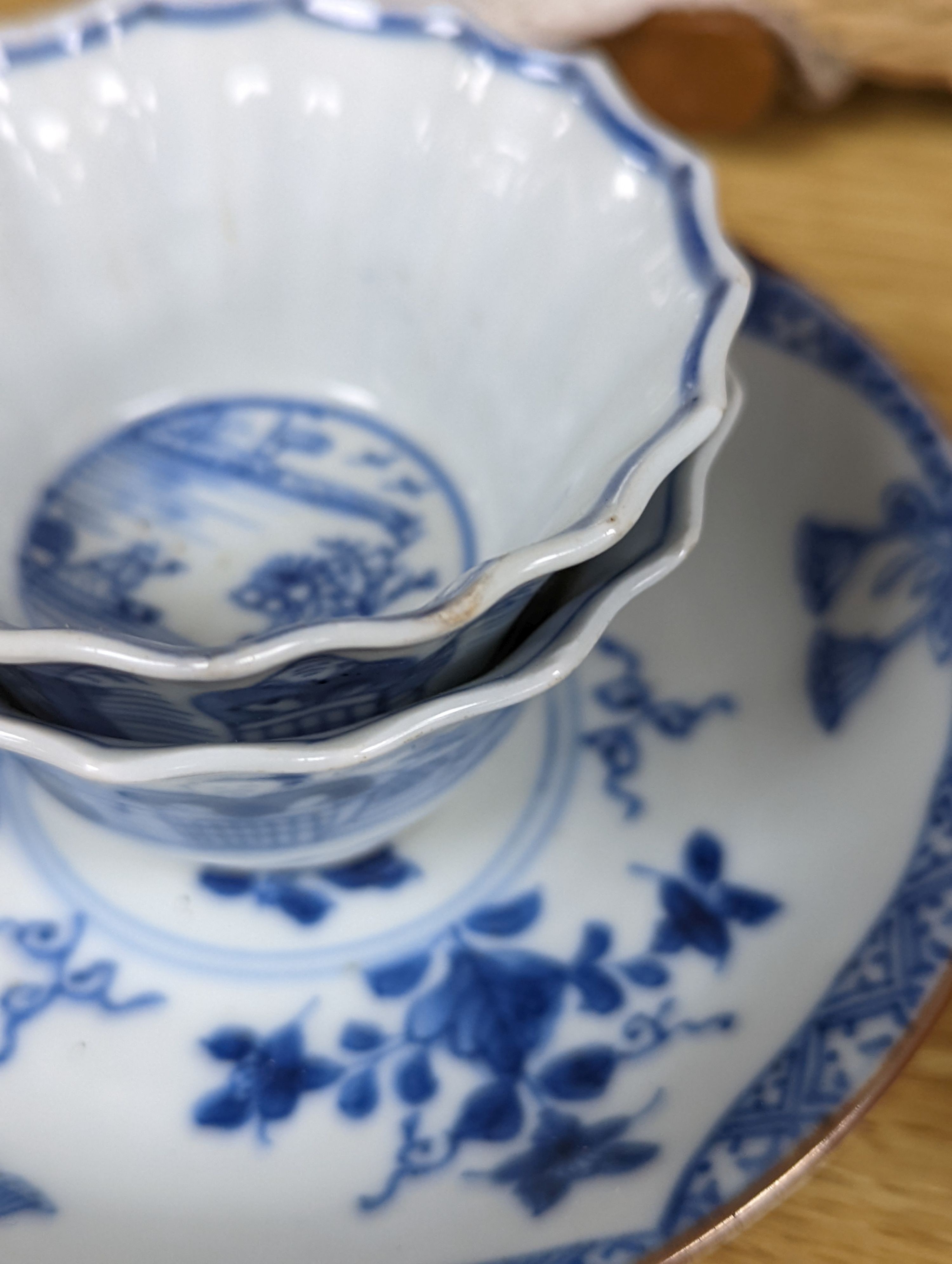 Chinese export cups and saucers - 11 items